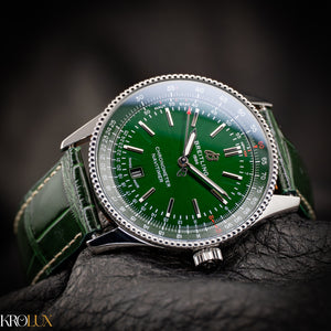 Breitling Navitimer Automatic 41 Green Dial A17326 Complete Set