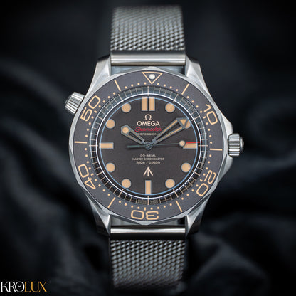 Omega Seamaster Diver 300M 007 No Time To Die 42mm 210.90.42.20.01.001